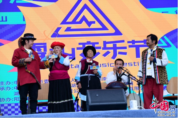 狮扑体育注册:2022丽江雪山音乐节将于国庆期间在雪山艺术小镇举行
